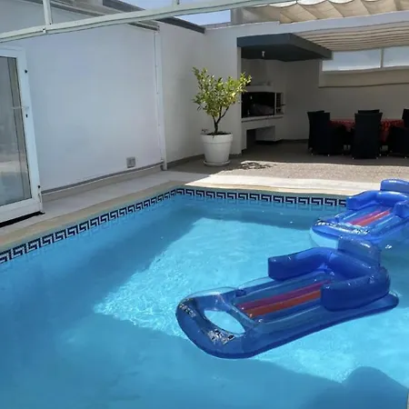 Luxury With Private Pool